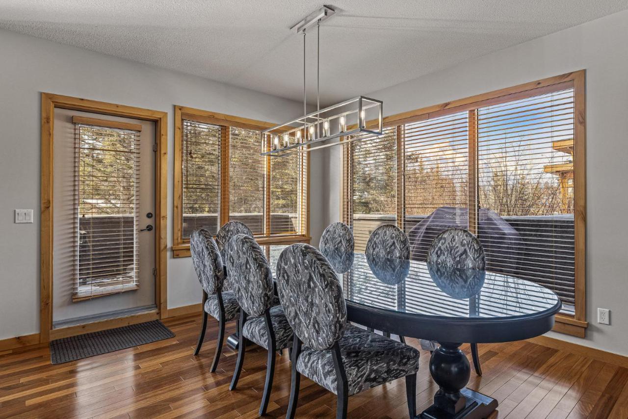 3 Bedroom Condo By Canadian Rockies Vacation Rentals Канмор Екстериор снимка