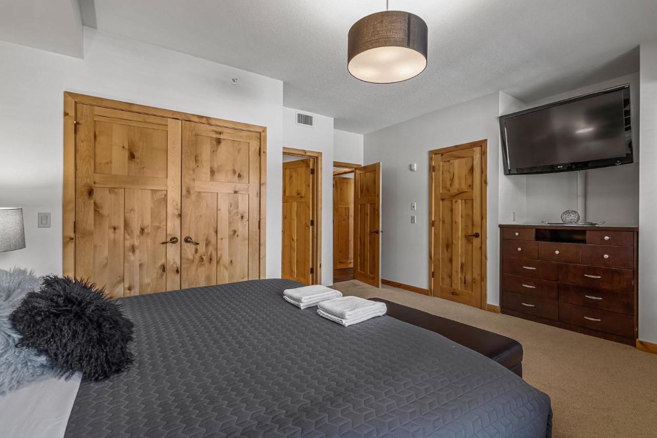 3 Bedroom Condo By Canadian Rockies Vacation Rentals Канмор Екстериор снимка